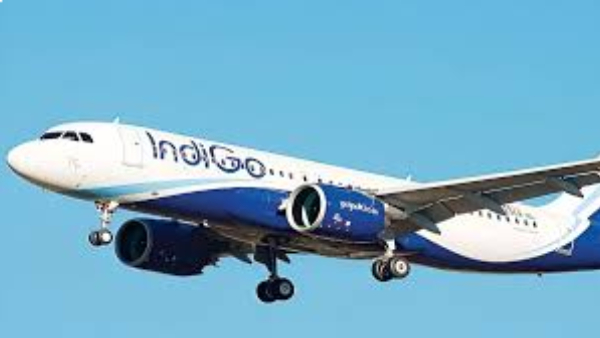 IndiGo: ಬೆಂಗಳೂರಿನಲ್ಲಿ ಇಂಡಿಗೋ ವಿಮಾನ ತುರ್ತು ಭೂಸ್ಪರ್ಶ IndiGo: ಬೆಂಗಳೂರಿನಲ್ಲಿ ಇಂಡಿಗೋ ವಿಮಾನ ತುರ್ತು ಭೂಸ್ಪರ್ಶ