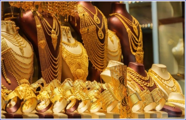 ಬೆಂಗಳೂರು ಚಿನ್ನ 24K ಇಂದು 11400 ರೂ. ಕುಸಿತ..!