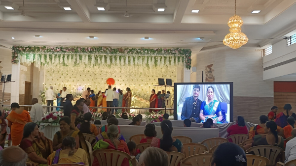 ಇಂಡಿಗೋ ವಿಮಾನ ರದ್ದು; ಆನ್‌ಲೈನ್‌ ಆರತಕ್ಷತೆಯಲ್ಲಿ ಹುಬ್ಬಳ್ಳಿ ನವಜೋಡಿ