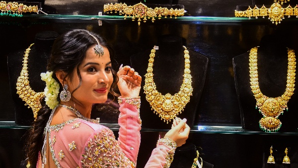 Gold Price Today: ಭಾರೀ ಇಳಿಕೆ ಕಂಡ ಚಿನ್ನ, ಬೆಳ್ಳಿ ದರ, ಖರೀದಿದಾರರು ಇಂದಿನ ದರಪಟ್ಟಿ ಗಮನಿಸಿ