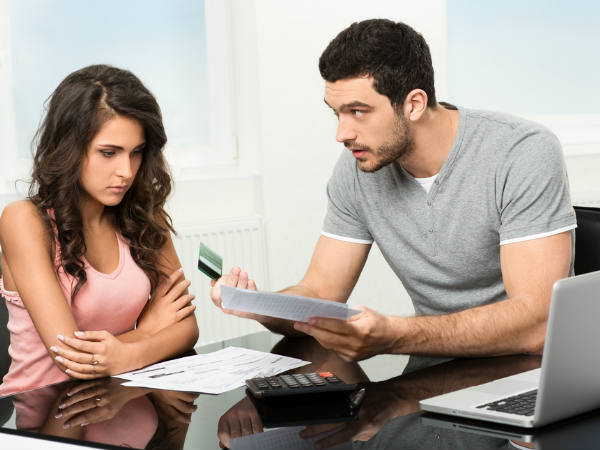  ക്രഡിറ്റ് ഒഴിവാക്കൂ