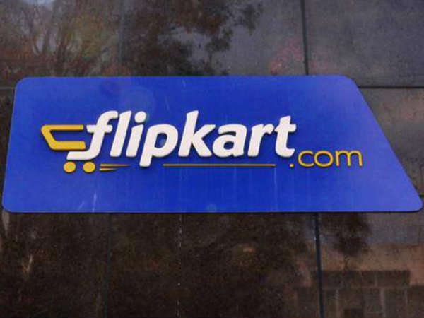 700 പേര്‍ പുറത്ത്