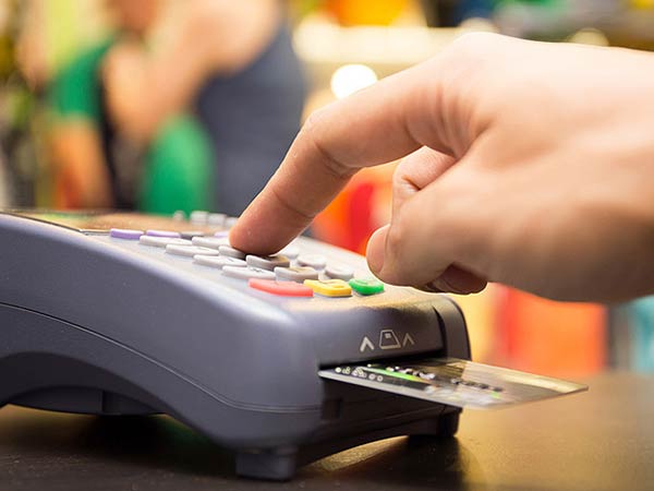 ഒരിക്കലും ജീവനക്കാര്‍ക്ക് പിന്‍ നമ്പര്‍ പറഞ്ഞു കൊടുക്കരുത്