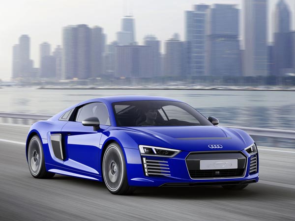 ഔഡിക്ക് 10 ലക്ഷം വരെ വിലക്കുറവ്