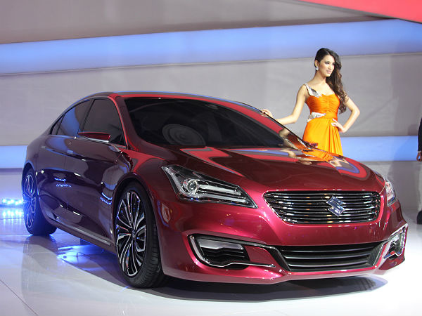 സിയാസ് എസിന്റെ വില