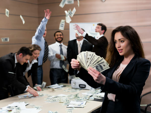 ഫിനാൻഷ്യൽ സർവ്വീസ്