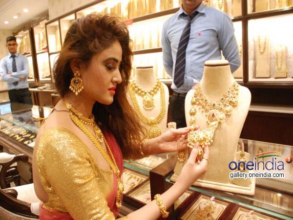 മൂന്ന് മാസത്തിനകം പുതിയ ഷോറൂം