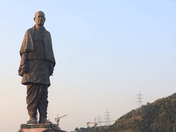 2989 കോടി രൂപ