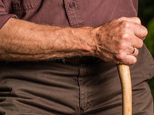 കിഫ്ബിയില്‍ നിക്ഷേപിക്കും