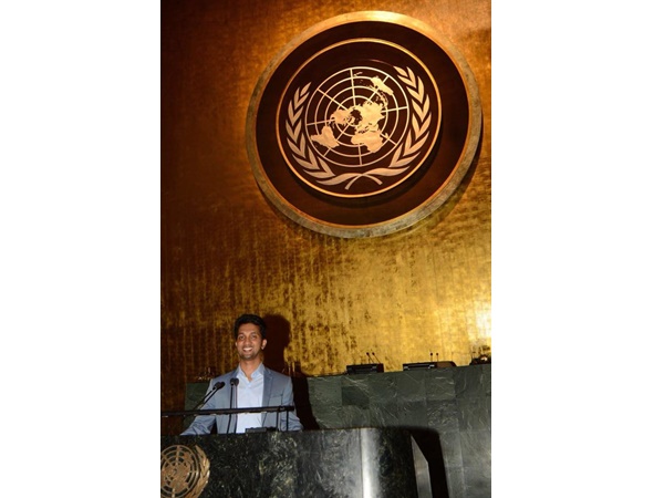 മഠയന്‍ പോയി മിടുക്കനായി