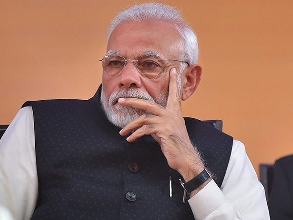 മോദിയെ പ്രതിസന്ധിയിലാക്കിയ ചോര്‍ച്ച