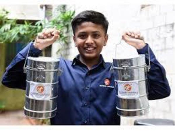 ബിസിനസ് ഡബ്ബാവാലകൾക്ക് ഒപ്പം