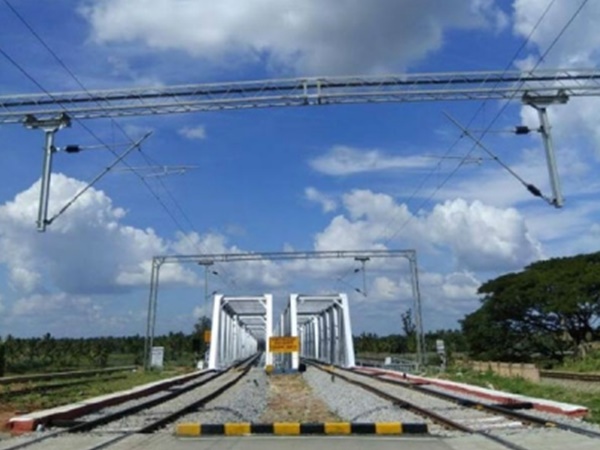 വൈദ്യുതീകരിക്കാന്‍ ബാക്കി 28,810 കിലോമീറ്റര്‍