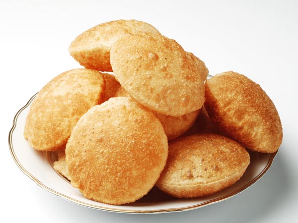 ആദായ നികുതി വകുപ്പിന് പരാതി