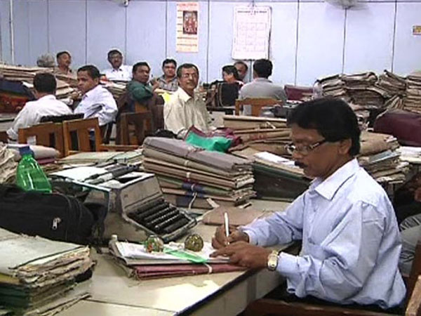 അഴിമതിക്കാരും നിഷ്‌ക്രിയരും സൂക്ഷിക്കുക
