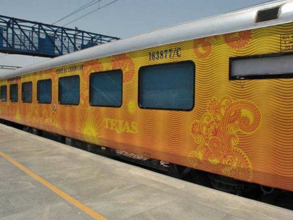 ആദ്യ സ്വകാര്യ ട്രെയിൻ