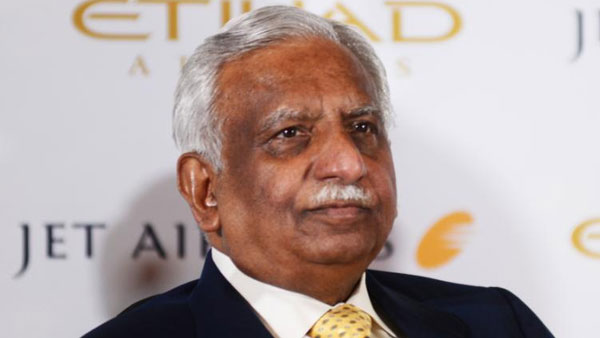 വിമാനത്താവളത്തിൽ തടഞ്ഞു