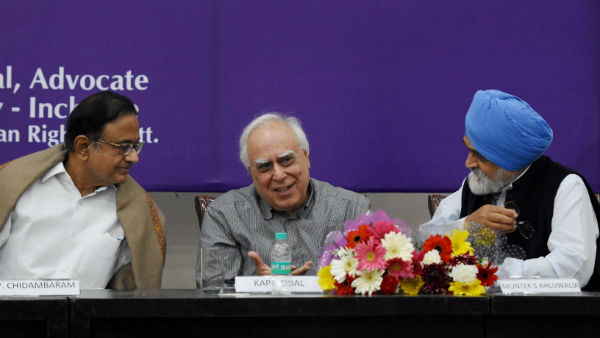 പിന്നോട്ടടിച്ചു