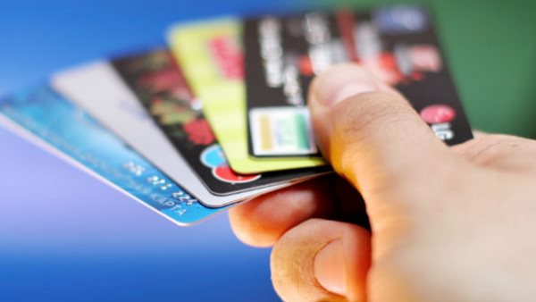 ക്രെഡിറ്റ് കാർഡ് തിരിച്ചടവ് വൈകിയാലോ?