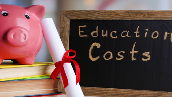 വായ്പ ക്രമീകരിക്കുന്നതിന് ബാങ്കുകളെ സമീപിക്കാം