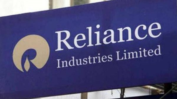 ഇന്ത്യയില്‍ നിന്ന് ആദ്യം