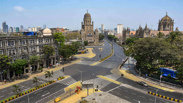 സമ്പന്നർ മുമ്പോട്ട്