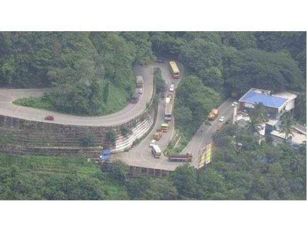 ആദിവാസി കുട്ടികൾക്കായി