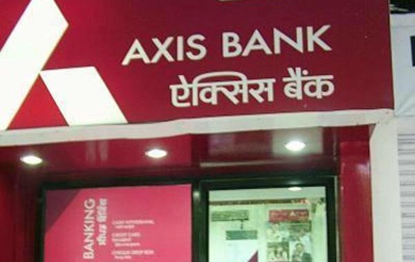 ആക്സിസ് ബാങ്കില്‍