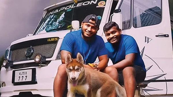 ഇ ബുള്‍ ജെറ്റ്