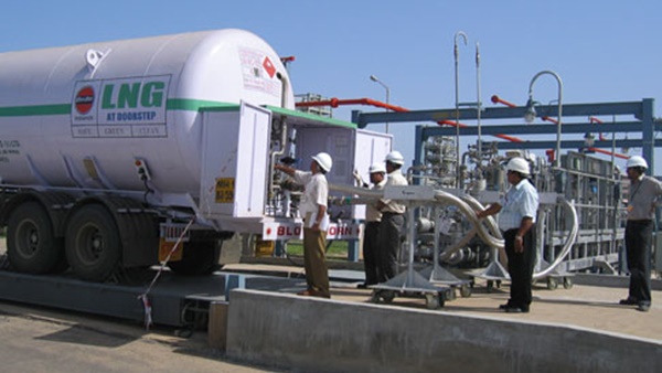 കൊച്ചിയിലും ഈ സ്റ്റ് കോസ്റ്റിലും