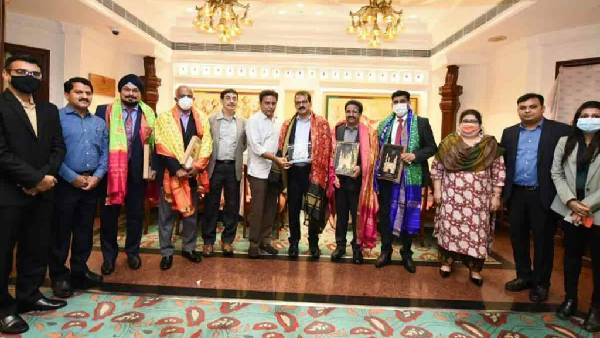 ചുവടുമാറ്റം