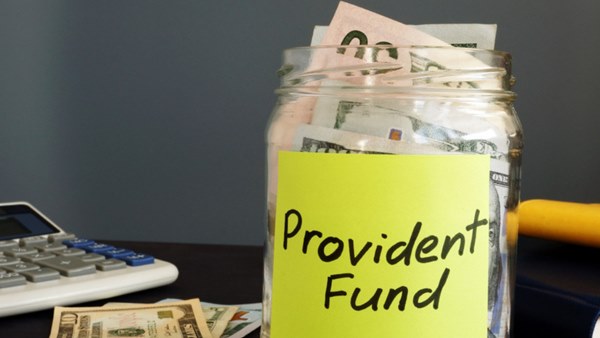 പിഎഫിലും പണം