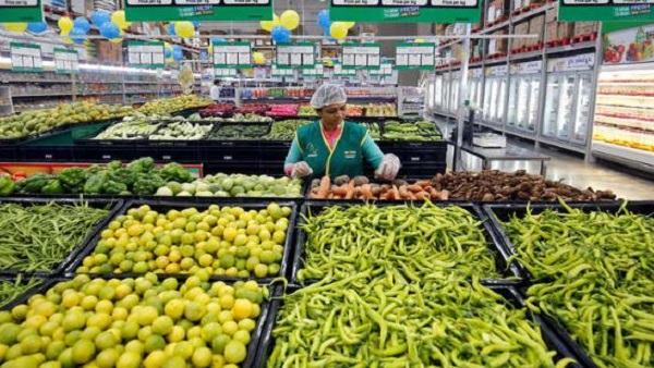 എന്തുകൊണ്ട് പണപ്പെരുപ്പം ഉയർന്ന നിരക്കിൽ തുടരുന്നു? ആർക്കൊക്കെയാണ് ദുരിതം?