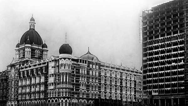 താജ് ആരംഭിക്കുന്നു