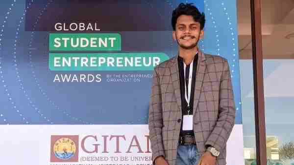 പിതാവില്‍ നിന്ന് പഠിച്ച ബിസിനസ്