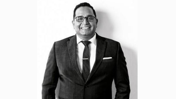 സാധാരണ കുടുംബത്തിൽ നിന്ന് കോടീശ്വരനിലേക്ക്