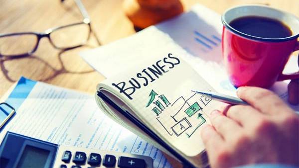 എല്ലാ സീസണിലും മികച്ച വരുമാനം; 10 ലക്ഷം രൂപ നിക്ഷേപത്തിൽ തുടങ്ങാൻ 6 ബിസിനസ് ആശയങ്ങൾ