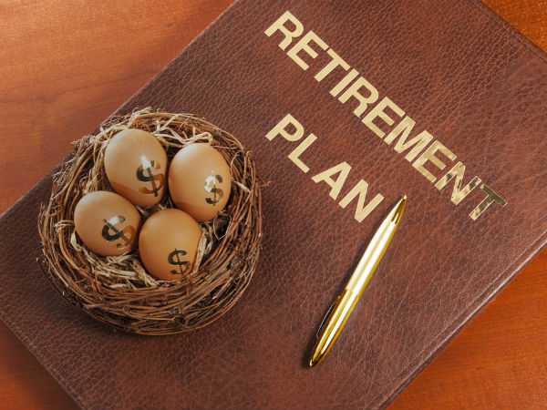 എസ്ബിഐ ആന്യുറ്റി സ്കീം മുതൽ ​ഗ്യാരണ്ടീഡ് റിട്ടേൺസ് പ്ലാൻ വരെ; വരുമാനം നേടാൻ 4 നിക്ഷേപങ്ങൾ