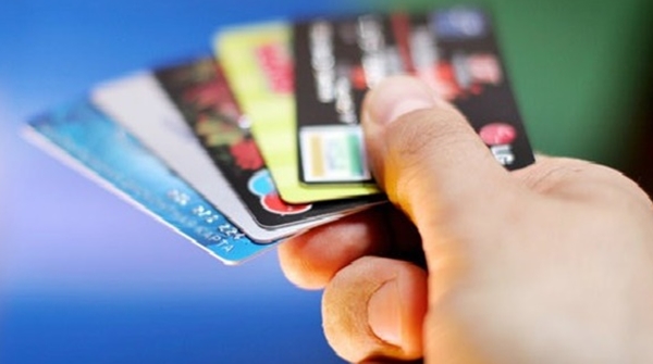 വിദേശത്തേക്ക് പോവുകയാണോ, ക്രെഡിറ്റ് കാർഡിനേയും ഒപ്പം കൂട്ടിയാൽ കിട്ടും ഓഫർ പെരുമഴ