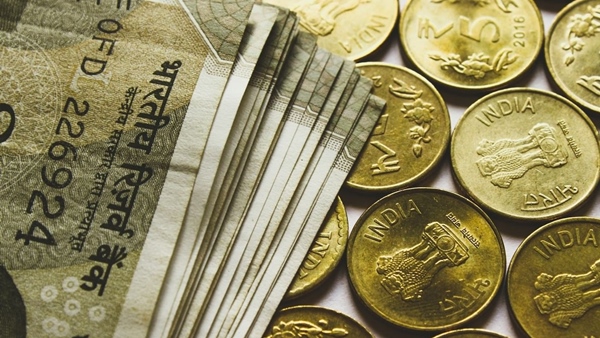 കയ്യിലെ പണം ഒന്നിനും തികയുന്നില്ലേ? കീശ ചോരുന്ന വഴികൾ ഇതാണ്, ഇപ്പോൾ മുതൽ തിരുത്തൂ