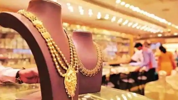 എന്‍റെ പൊന്നിന് എന്തുപറ്റി.! വിലയിൽ മാറ്റമില്ലാതെ സ്വർണം, വാങ്ങാം അൽപ്പം കൂടി കാത്തിരിക്കണോ