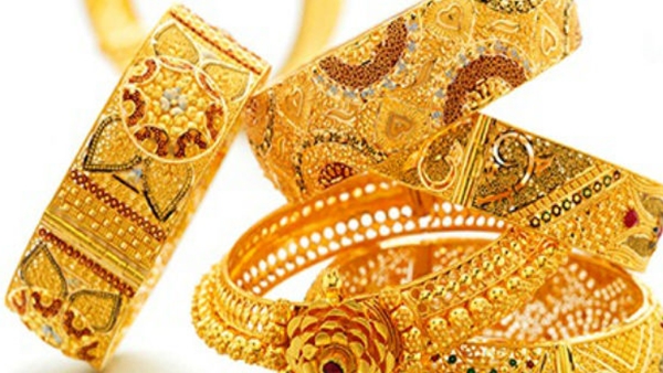 ഇവിടെ വില കുറവാണ്; കുറഞ്ഞ വിലയിൽ സ്വർണം വാങ്ങാം, ഈ രാജ്യങ്ങളിലേക്ക് പോയാൽ മതി, നോക്കുന്നോ