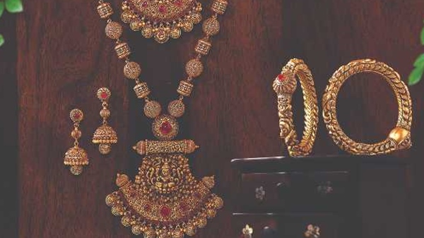 എന്താ പൊന്നേ കൂടാത്തേ.! മൂന്നാം ദിവസവും മാറ്റമില്ലാതെ സ്വർണ വില, ഇപ്പോൾ വാങ്ങുന്നതല്ലേ നല്ലത്