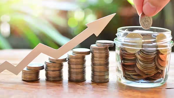 സ്ഥിര നിക്ഷേപങ്ങളുടെ പലിശ നിരക്ക് ഉയർത്താൻ ബാങ്കുകൾ; നിക്ഷേപകർക്ക് സുവർണാവസരം, കൂടതലറിയാം