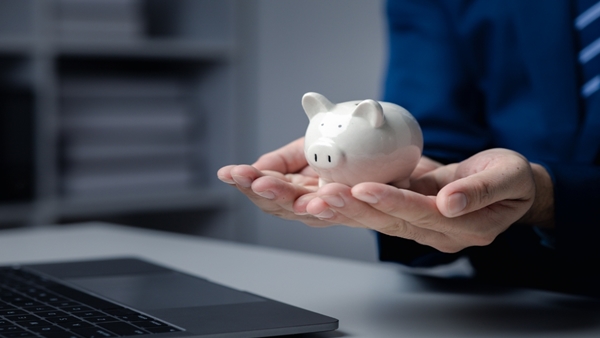 ജീവിതത്തിൽ സാമ്പത്തിക സ്വാതന്ത്ര്യം അനുഭവിക്കണോ, ഈ പത്ത് വഴികൾ ശീലിക്കൂ