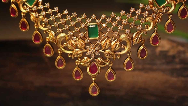 ഏപ്രിൽ ഫൂൾ അല്ല, വിലയിൽ പുതിയ റെക്കോർഡിട്ട് സ്വർണം