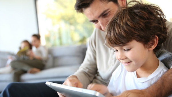 കുട്ടികളുടെ വിദ്യാഭ്യാസ ആവശ്യങ്ങളും സാമ്പത്തിക ലക്ഷ്യങ്ങളും: ശ്രദ്ധിക്കാം ഈ 7 കാര്യങ്ങൾ… 