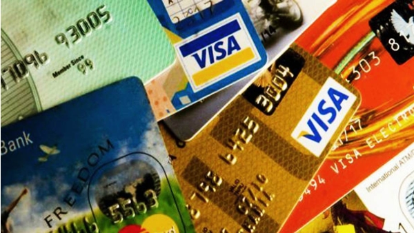 ഈ ക്രെഡിറ്റ് കാർഡുകൾ കയ്യിലുണ്ടോ, ജൂൺ മാസം അടിച്ച് പൊളിക്കാം