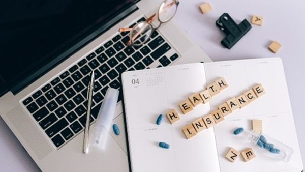 ഹെൽത്ത് ഇൻഷുറൻസ്: 30 വയസിന് മുമ്പ് ഇൻഷുറസെടുക്കേണ്ടതിന് 5 കാരണങ്ങൾ