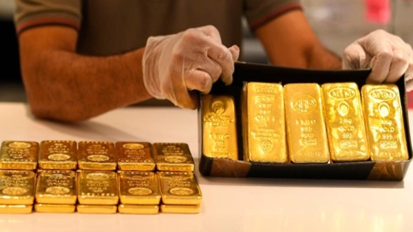 ചെറുതായി കുറഞ്ഞ് സ്വർണവില, ഇന്നത്തെ നിരക്കറിയാം ചെറുതായി കുറഞ്ഞ് സ്വർണവില, ഇന്നത്തെ നിരക്കറിയാം